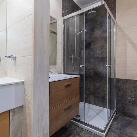 Διαμέρισμα Comfortable Flat Near Marques De Pombal Lisboa