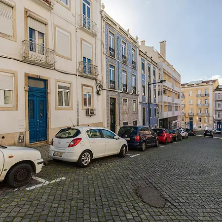 Comfortable Flat Near Marques De Pombal * Lisbona
