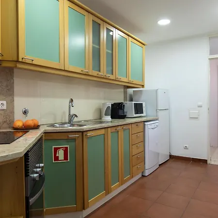 Comfortable Flat Near Marques De Pombal * Lisbon