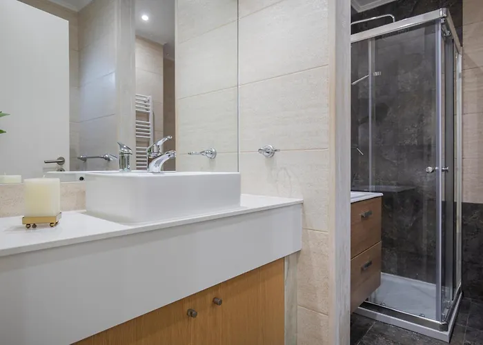 Comfortable Flat Near Marques De Pombal * Лісабон